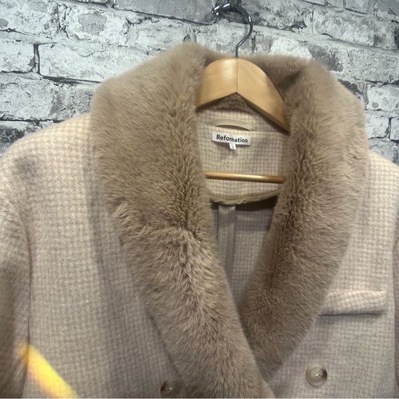 EUC Reformation Double-Breasted Women's Coat Size XL - Picture 7 of 15